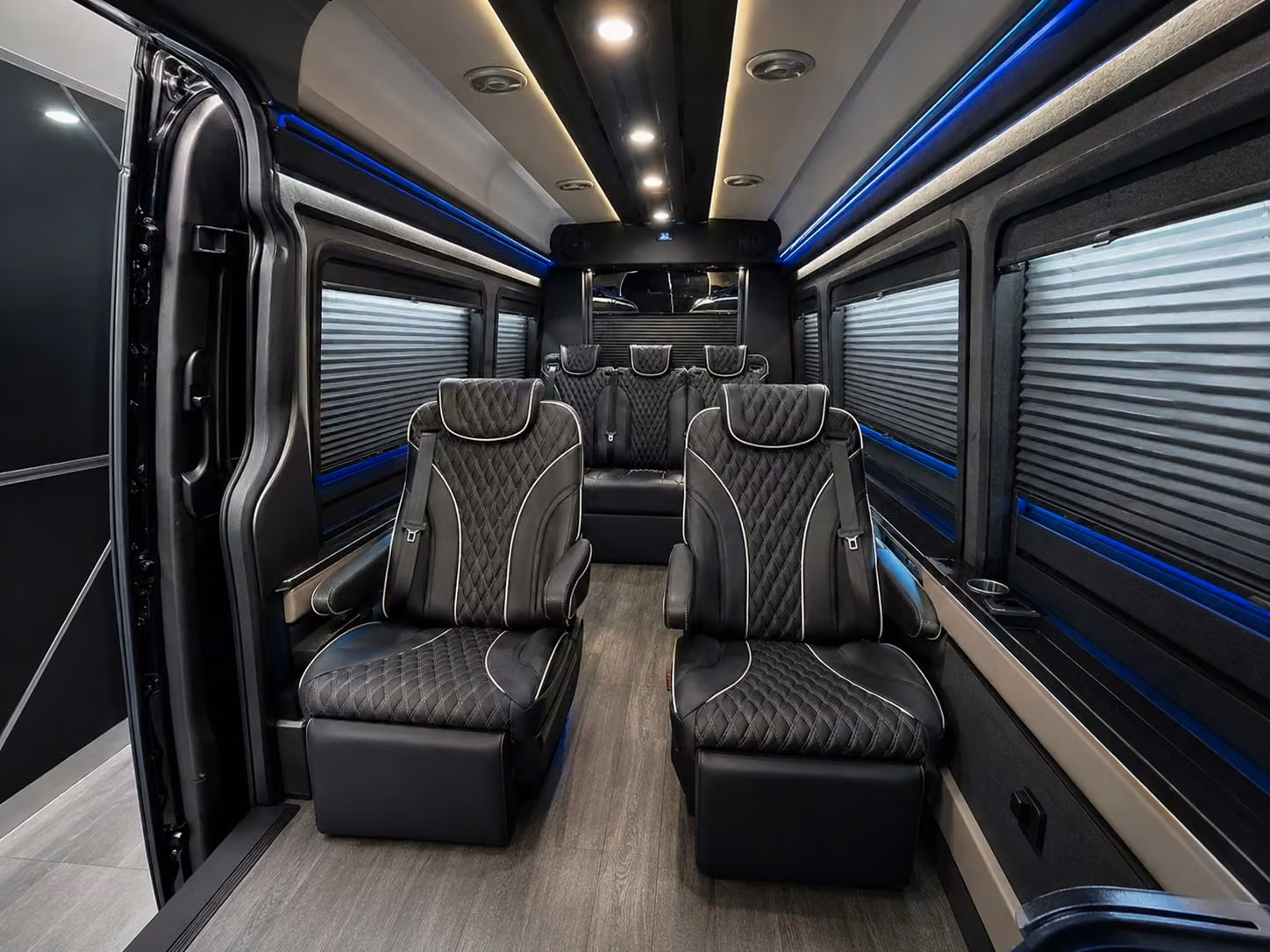 corporate and convention airport shuttle services in clearwater