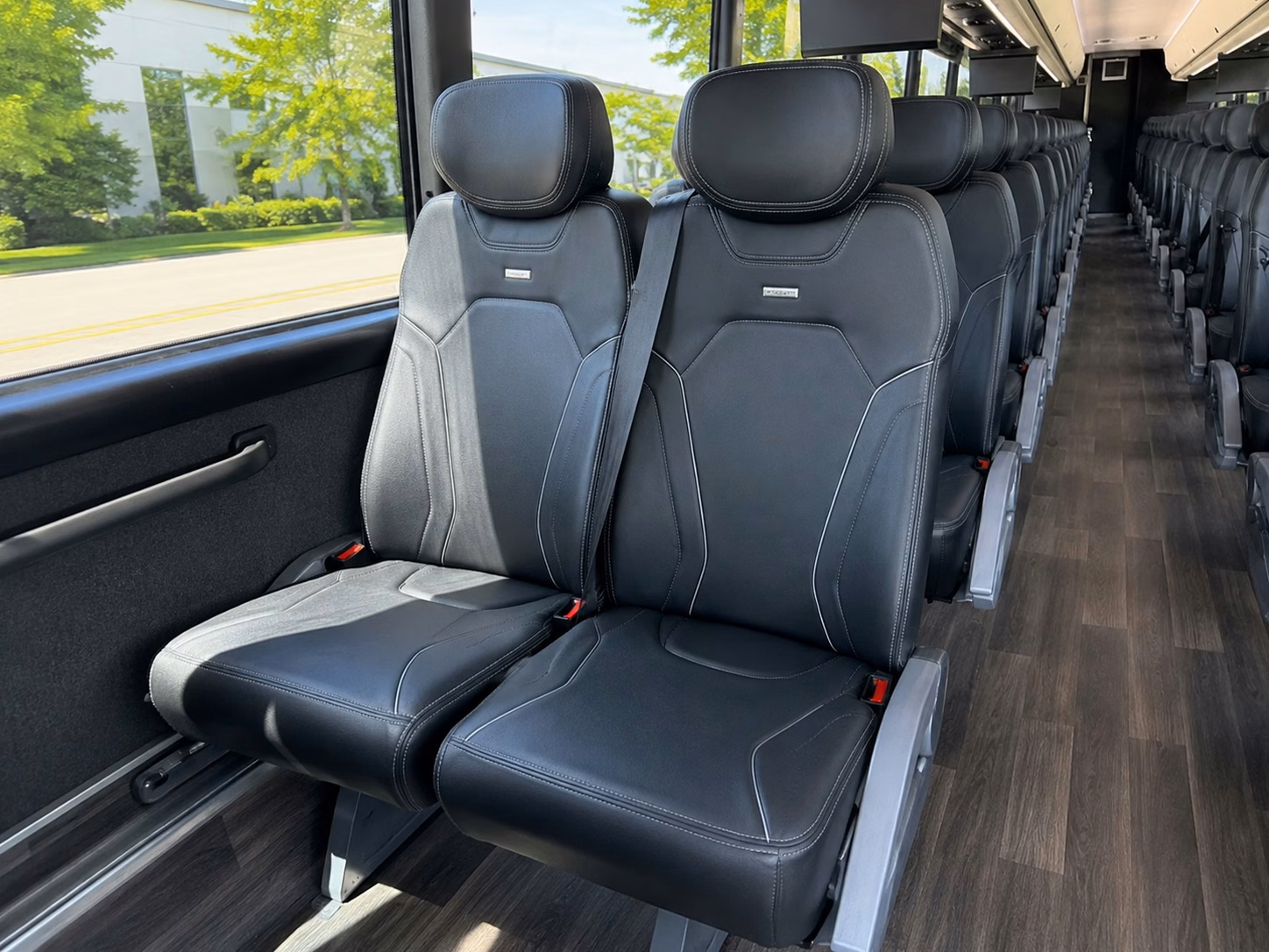 how where and when you re traveling affects charter bus prices in clearwater