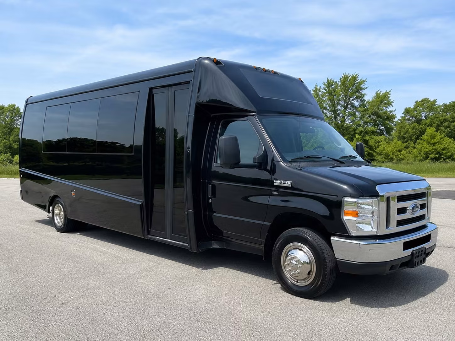 minibus rentals for smaller concert groups in the clearwater area